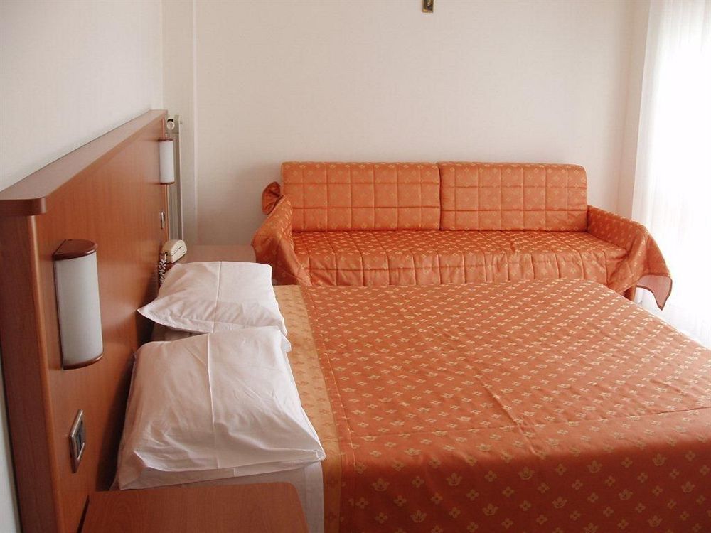 לאיגואליה Hotel Aquilia מראה חיצוני תמונה